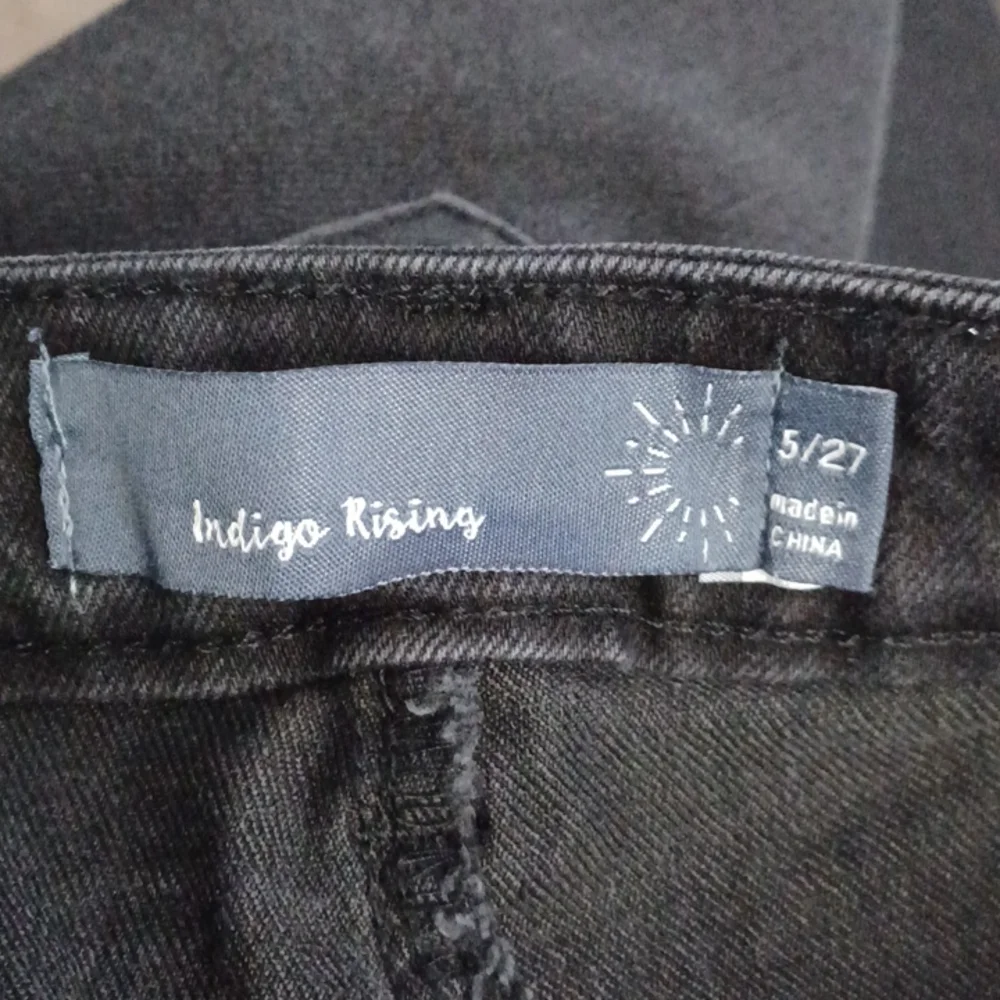 Size 5 faded black jeans "Comfort Stretch, Slim Through Hips" denim pants Basic_16